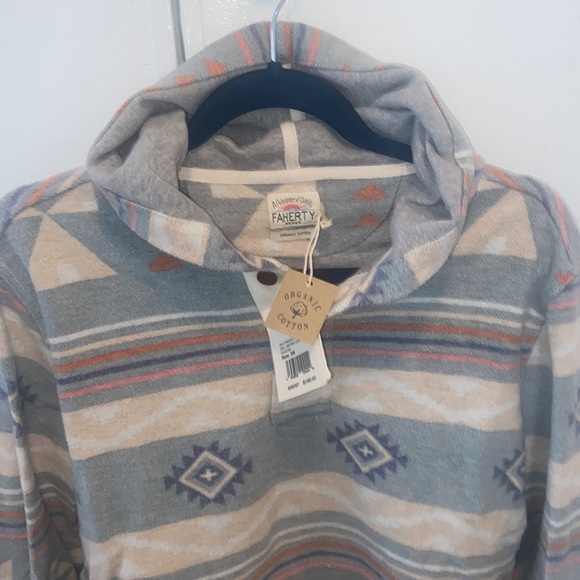 NWT Faherty Hoodie - Picture 2 of 5